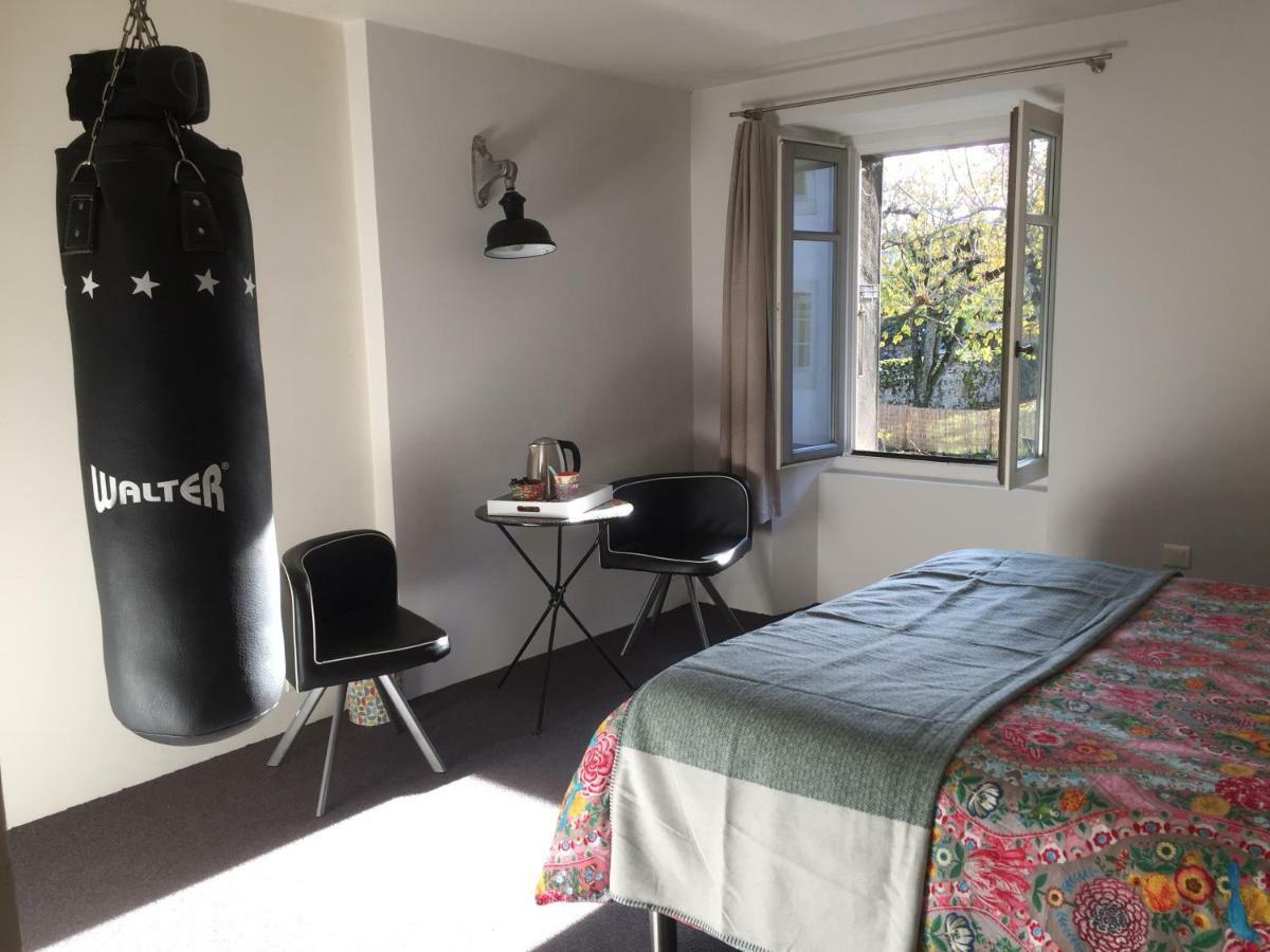 Bed and Breakfast Maison Rouge Cacahuete à Nernier Extérieur photo